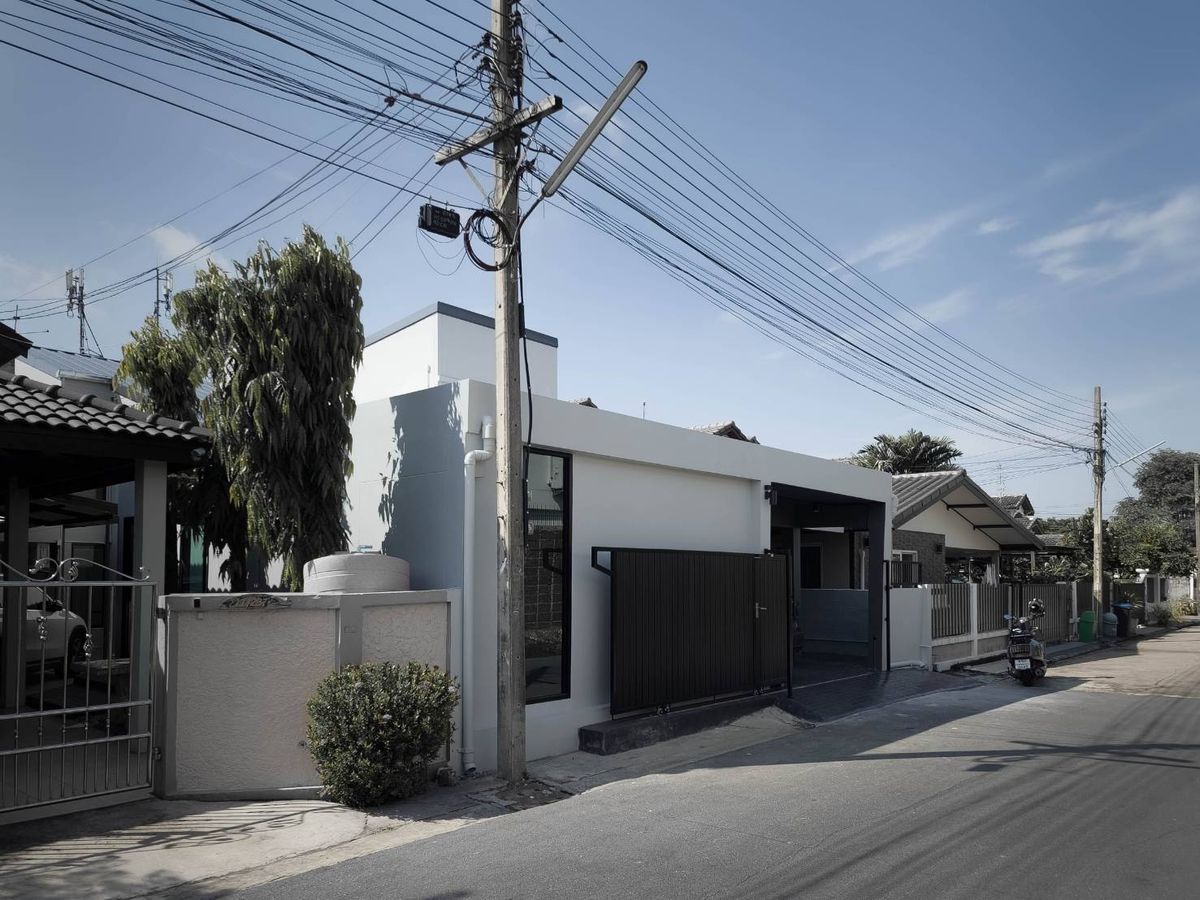 T5 House บ้าน courtyard กรุงเทพ — inhaus by agd+r